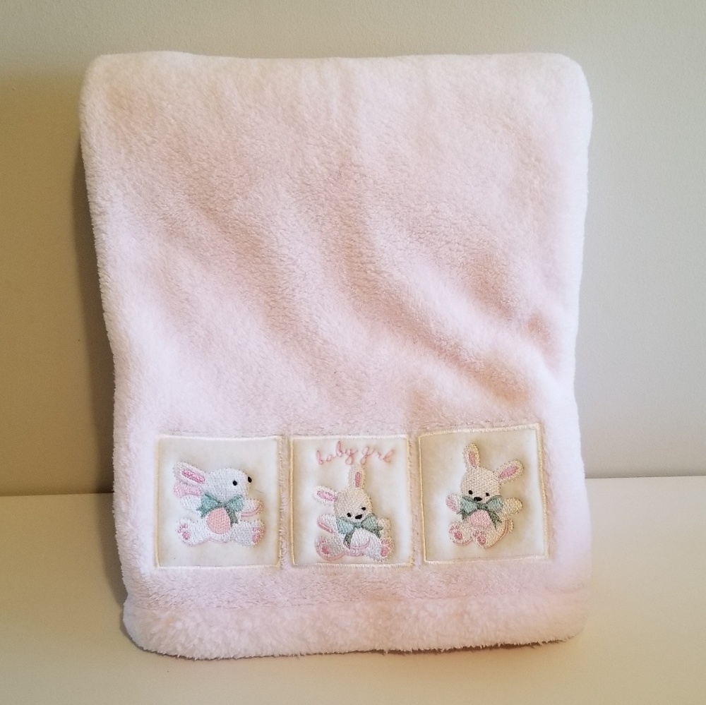 Brand new cute soft pink bunny theme baby blanket